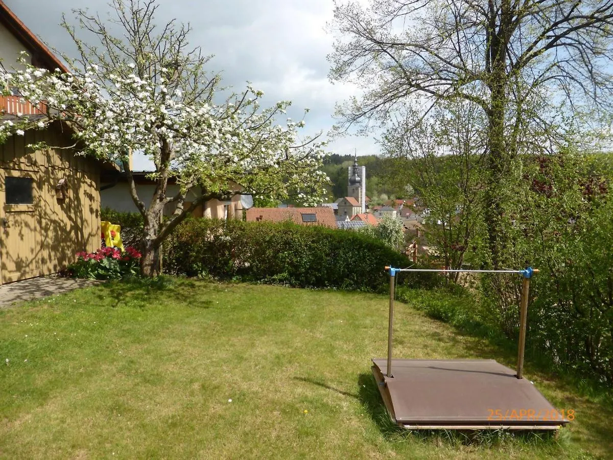 アパート Ferienwohnung Kunze Mistelgau